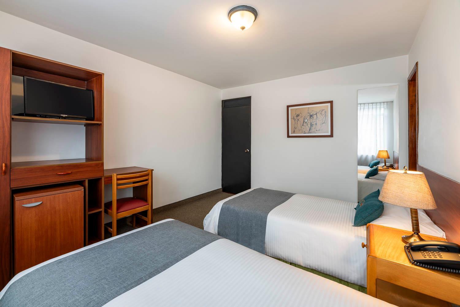 Hotel El Campin ボゴタ エクステリア 写真